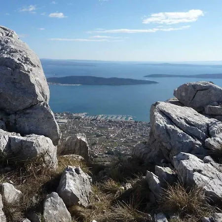 Modern Near Split & Trogir Apartment