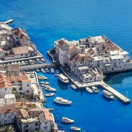 Modern Near Split & Trogir *