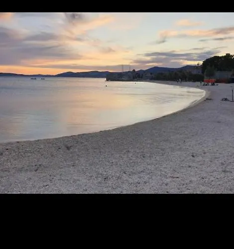 Modern Near Split & Trogir شقة
