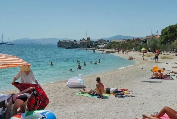 Modern Near Split & Trogir Apartman *